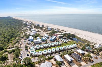 009 Surf Club B4