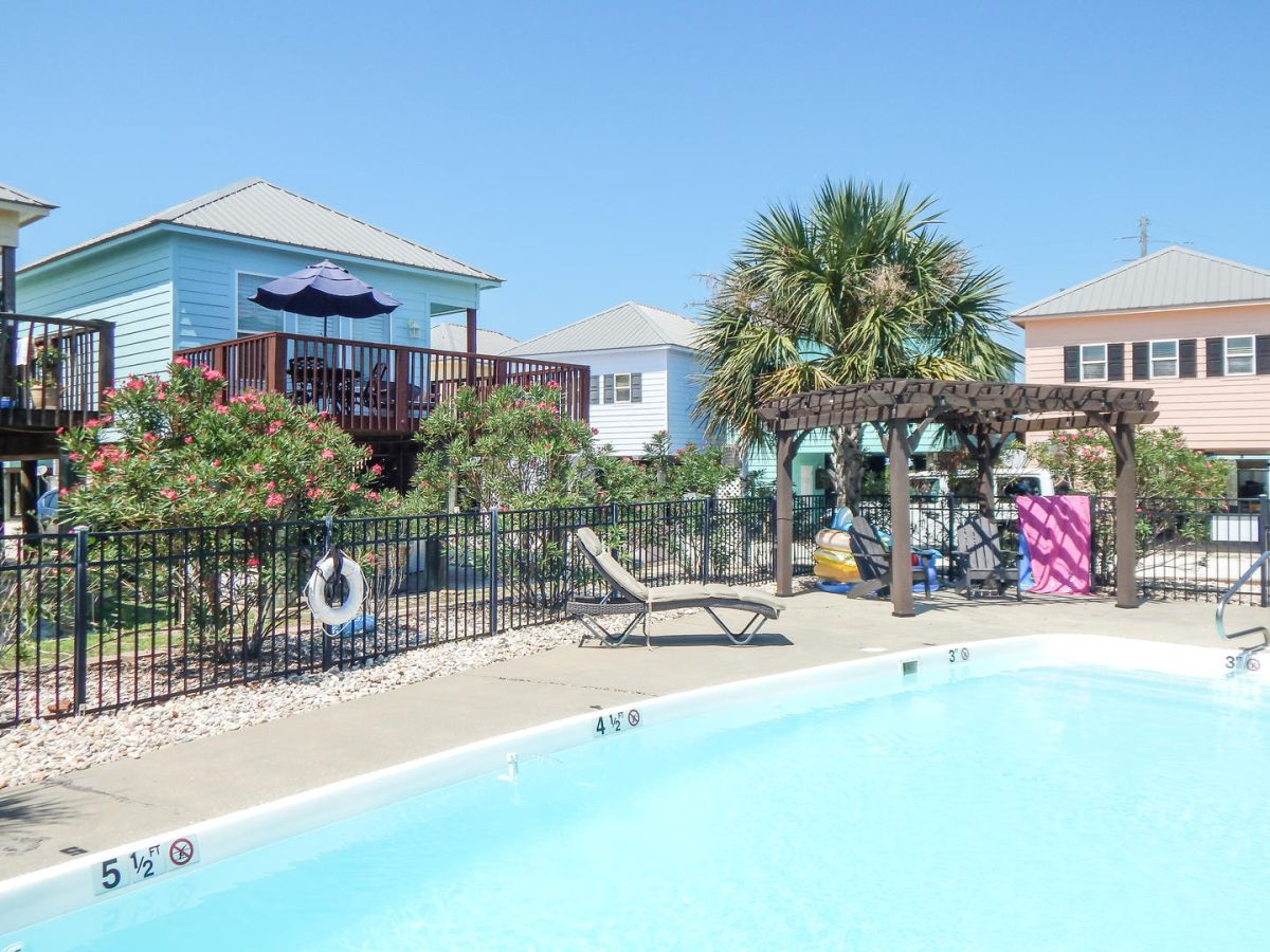 070 Fish Camp 29 Living the Dream Dauphin Island, AL ACPInfo