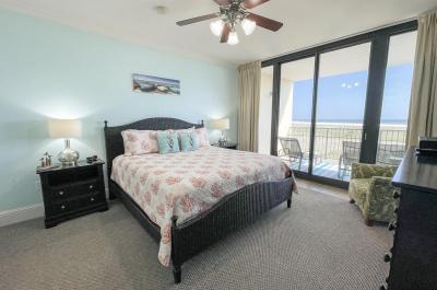 220 Holiday Isle 220