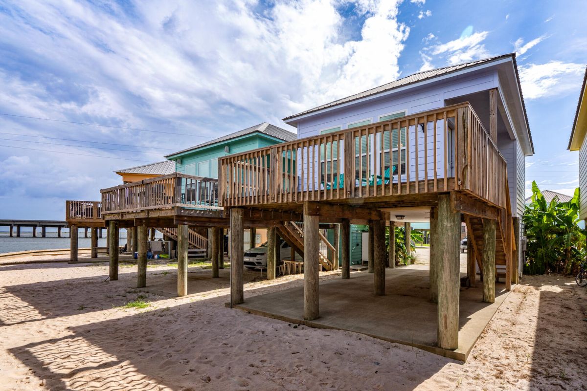 043 Fish Camp 15 Dauphin Island, AL ACPInfo