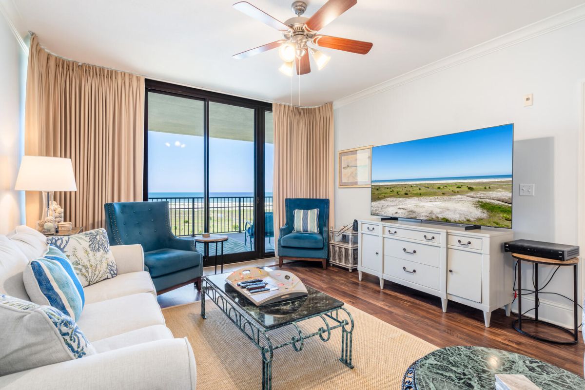 vacation rental living room